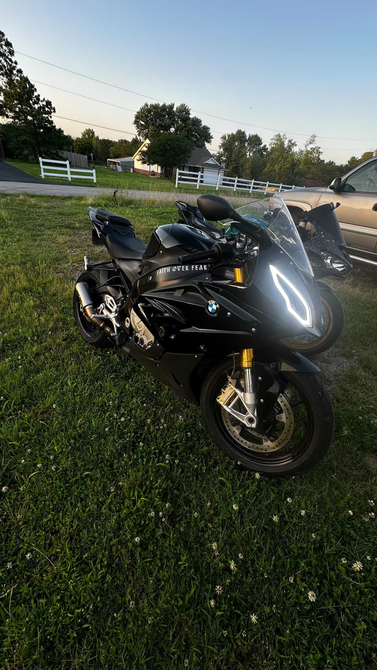 Divine V1 White Decal